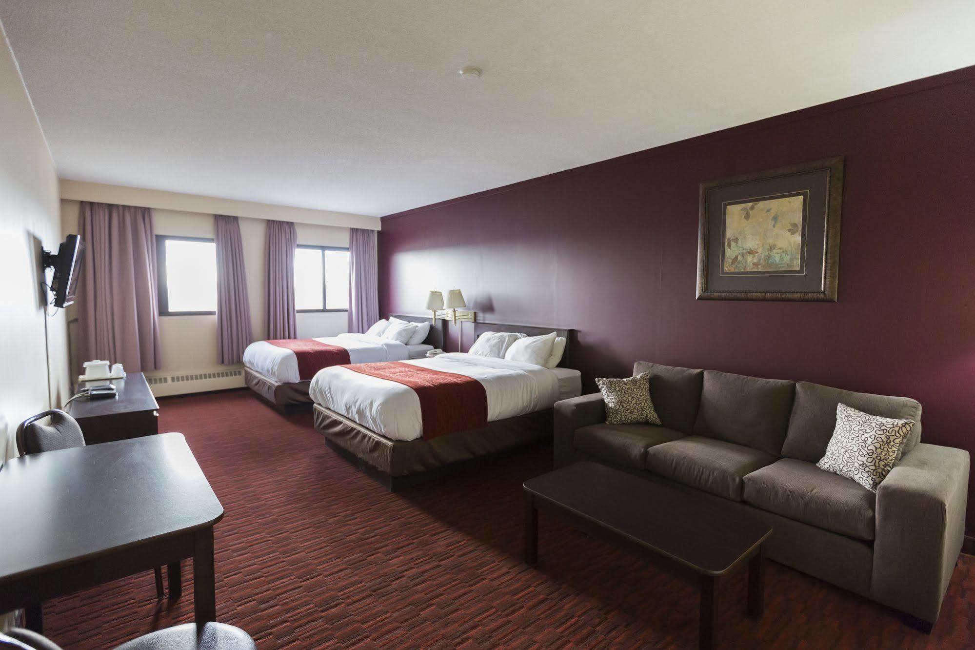 Argyll Plaza Hotel Edmonton Exterior photo